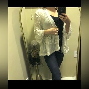 American Eagle Cream Fringe Lace Cardigan Bell Sleeve Boho Sweater medium